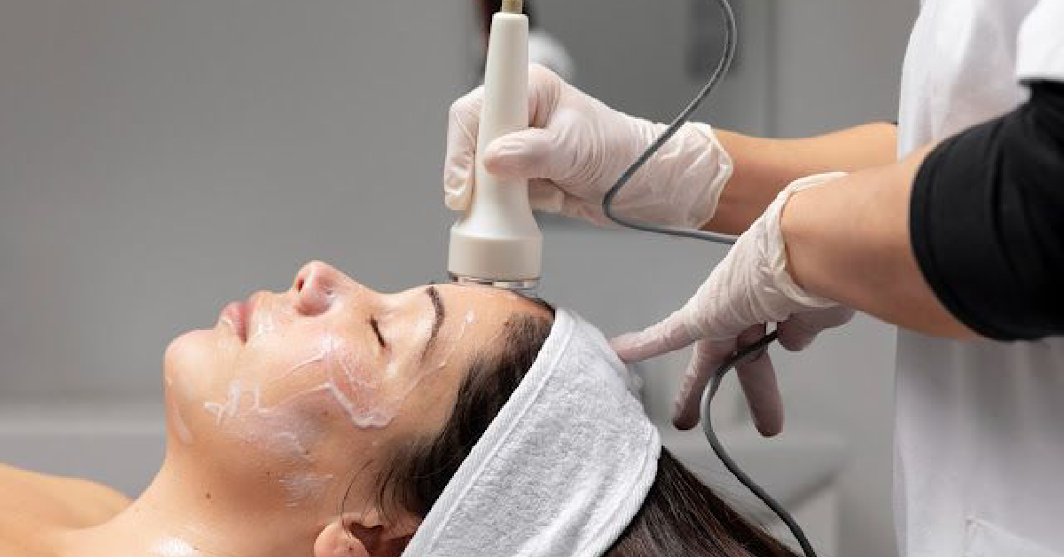 Invasive vs. Non-Invasive Procedures. Which Career Path Is Right for You?